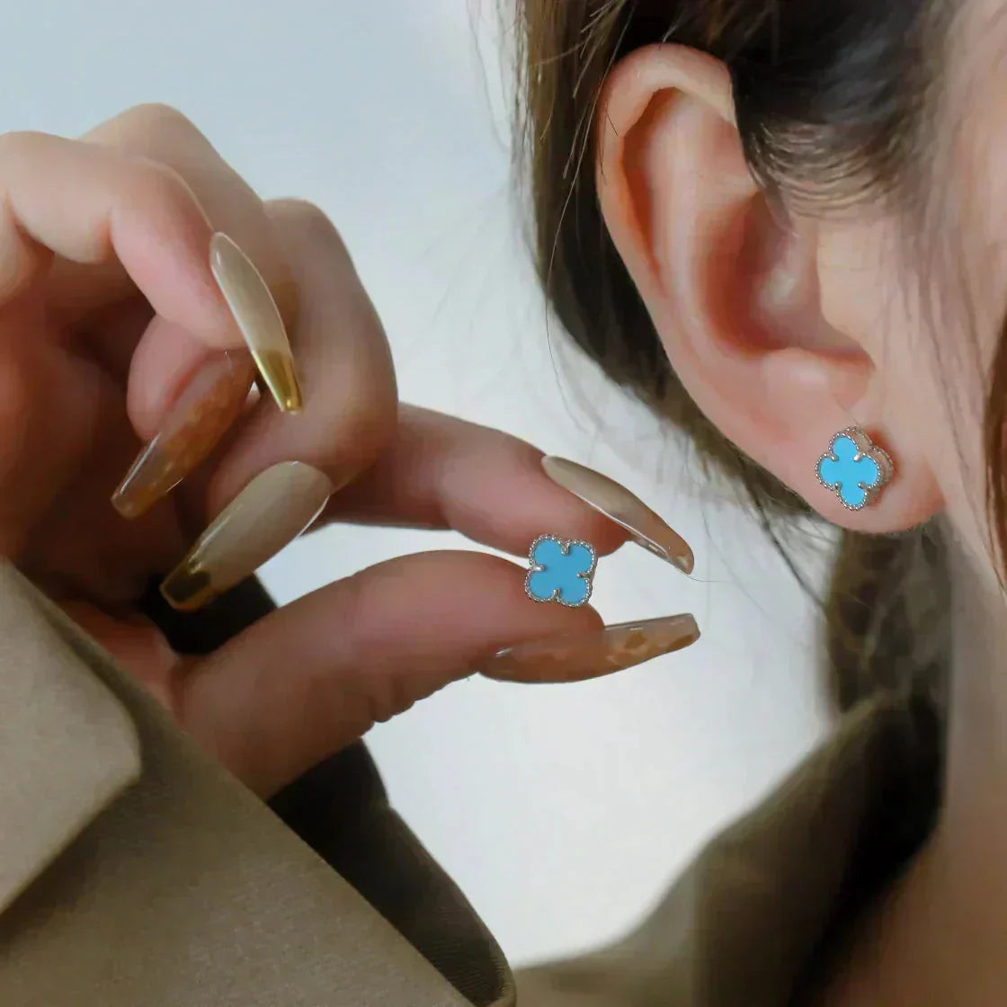 [Eterna Jewels]CLOVER MINI 9.5MM ONYX STUD EARRINGS SILVER